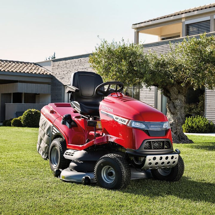 Tracteur tondeuse Honda autoportée HF2625 HME vue de côté droite