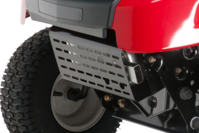 Vue arrière de la MTD SMART RG 145 montrant le bac de ramassage et les feux arrière intégrés